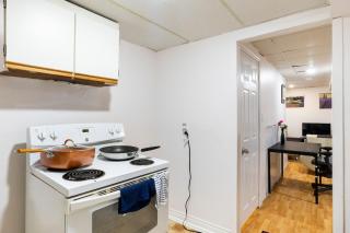 Entire Studio Basement Apartment in Brampton - Brampton - 3