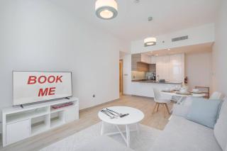 StayShort - Sleek 1 BR in Studio One Tower with Great Amenities - 0