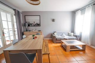 Provençal Villa in Secure Area with Swimming Pool - 9
