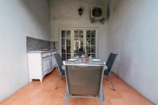 Provençal Villa in Secure Area with Swimming Pool - 1