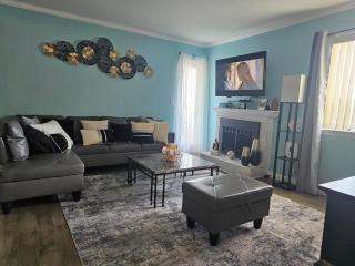 Affordable 2br-2ba Condo - Extra Amenities - Las Vegas - 9