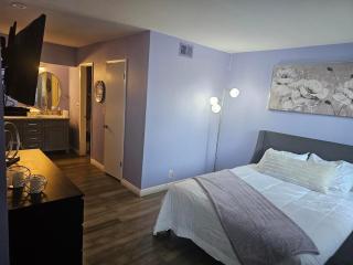 Affordable 2br-2ba Condo - Extra Amenities - Las Vegas - 6