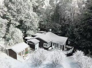 Peaceful getaway in the woods w/ fireplace - 9