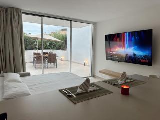 Marbella Hideaway BBQ & Best walking distance Beaches - Marbella - 8