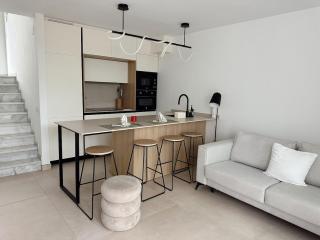 Marbella Hideaway BBQ & Best walking distance Beaches - Marbella - 4