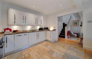 Cosy Ramelton Cottage - 8