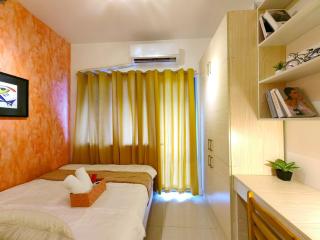 1BR Condotel w Balcony at FAME Residences #FM02-1 - Manila - 1