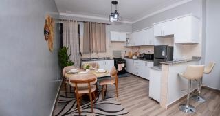 Luxury 2BR Apartment with AC, Wi Fi, Backup Power Ideal for Families , Bukoto - Kampala - 6