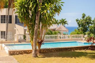 Czar's Citadel-2 Bedroom Apt 23E at Columbus Heights Ocho Rios - Ocho Rios - 8
