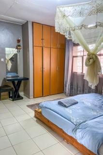 Cozy two bed - Kampala - 7