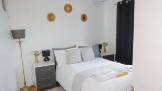 Milton Keynes Serene Luxury Flat - - 3