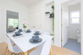 New Build House Laundry Kitchen Airconditation - Sunnyvale - 1