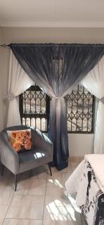 Inyati Guest House - Marloth Park - 1