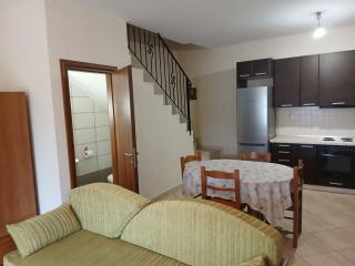 Autonomous Maisonette - 1