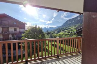 Cosy apartment with balcony and mountain view - Flumet - 2