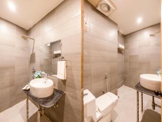 Airport Hotel Tashree Near Yashobhoomi - Nuova Delhi - 1