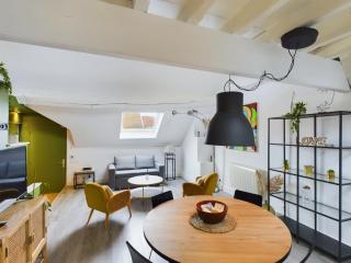 Le Loft sous les Toits - Proche Gare - Troyes - 2