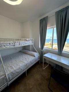 Surfers, Beach &natural pools, 10min North Airport - Bajamar - 8