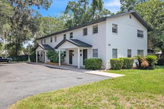 Be Our Guest - Cozy Townhome near Downtown Ocala townhouse - Ocala - 4