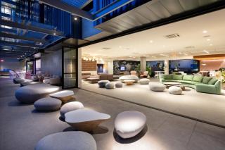 Modern Luxury Oasis in WEHO Hollywood Sign Views - 7