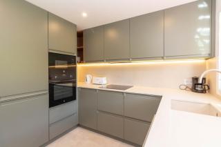 HP122 - 2 bed ground floor apartment - Marbella - 2