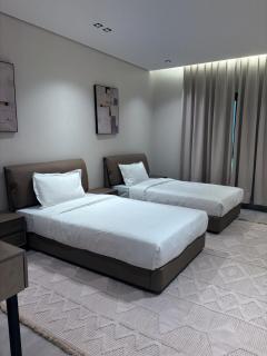 LP105-22 Elegant 3BR in AL Munisyah - Riad - 3
