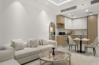 Stylish 1BR in Dubai Hills - Pool, Gym & Near Dubai Hills Mall - 3