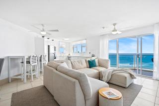 Surfers Paradise Oceanfront Retreat - Gold Coast - 8