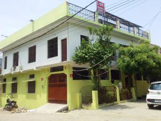 L-99 Homestay - Ayodhya - 0
