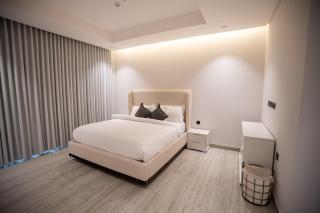 LP99-8 Luxury 2BR Apartment in Al Murooj - Riad - 8
