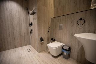 LP99-8 Luxury 2BR Apartment in Al Murooj - Riad - 7