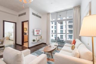 StayShort - Extraordinary 1BR Apartment with Marina Views - 0