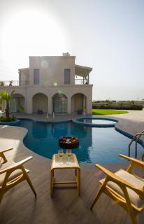 Stunning Mediterranean Style 3 BHK Villa With Outdoor Bar, Pool and Garden - Jaipur - 0