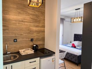 Addy's Apartments - 1