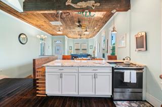 Make new memories at Galvez Cottage - Galveston - 5