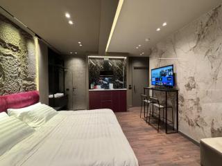Skanderbeg Square Apartment - Tirana - 4