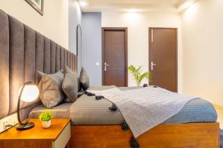 Housr Lotus Villas Sector 28 Gurgaon DLF Phase 4 - Gurgaon - 9