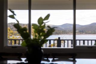 Woodland Bay Retreat-Hot tub,Sauna and Bayview Hamptons Retreat - Lymington - 9