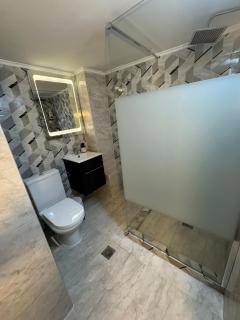 Athens station 4 min walk , two bedroom apartment - Athen - 5