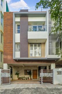 Gatsby Grandeur 5 Bhk Villa with Private theater - Bangalore - 3