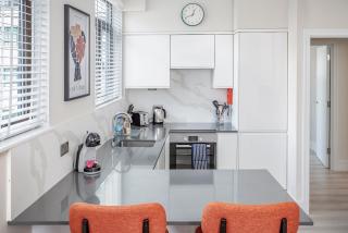 River House by Aeria Apartments - London - 3