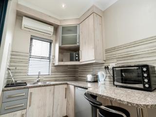 De Stroom Studio Apartments by Heybert - Secunda - 1