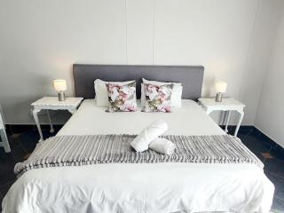 Point Village Hotel and Self Catering - 6