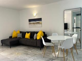 2 Bedroom Apartment In Los Cristianos K210 - Arona - 9