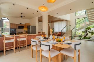 Luxury 4-BHK Villa With Private Pool, Patio and Contemporary design - Parra - 6