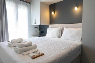 Modern & Spacious Apartment with Balcony & View -1 min from METRO- - Salonicco - 8