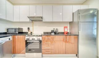 Stunning Sea View 2BR Luxury Apartment in Marina - 6