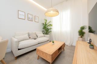 WintowinRentals Goleta Suites 0A - Malaga - 2