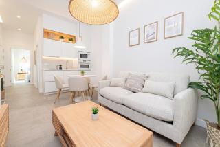 WintowinRentals Goleta Suites 0A - Malaga - 1