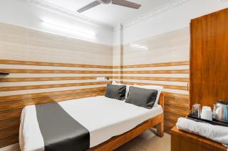 Super Hotel O Sharmila Guest House - Kottakupam - 8
